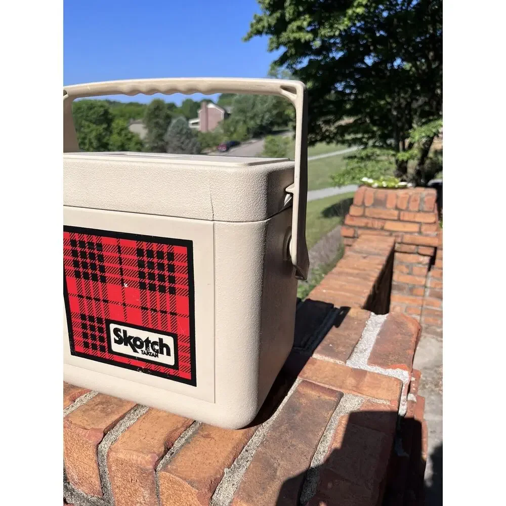 VINTAGE RETRO SKOTCH TARTAN COOLER ICE‎ CHEST PICNIC 6 PACK 11” X 12 X8” RARE